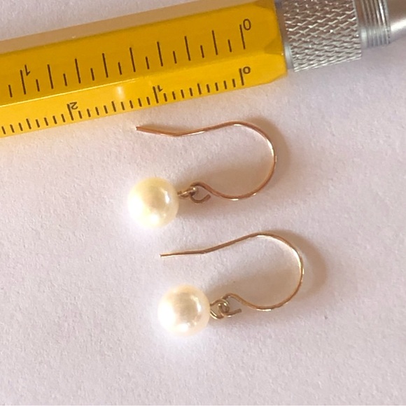 14k Solid Gold Pearl Dangle Earrings - Picture 9 of 10